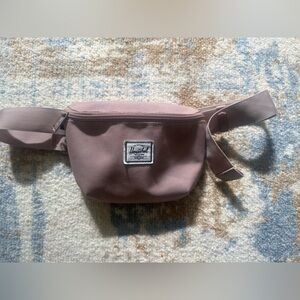 LAST CHANCE Herschel Supply Company Dusty Pink Belt Bag
